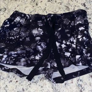 lululemon black shorts
